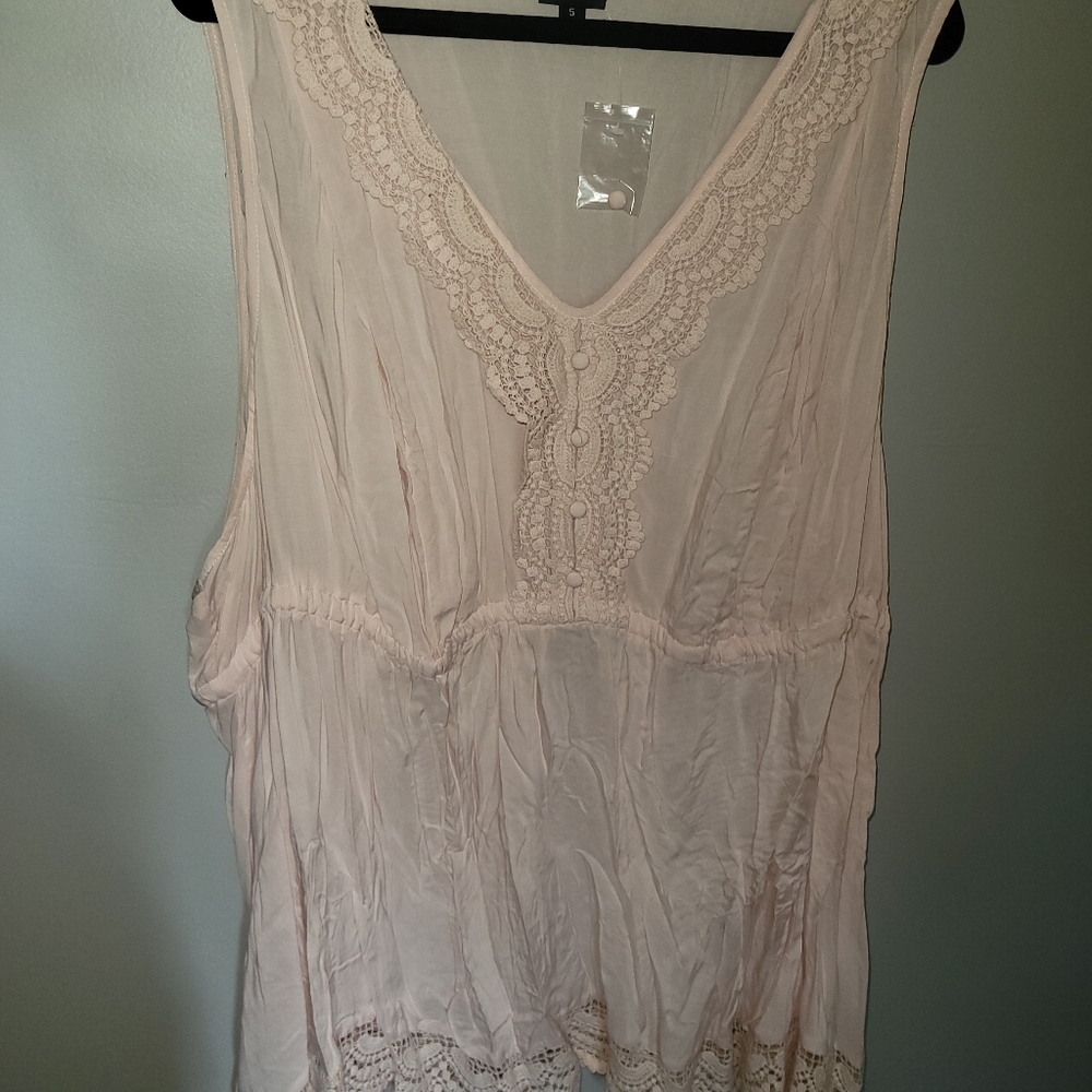 Paste pink tank